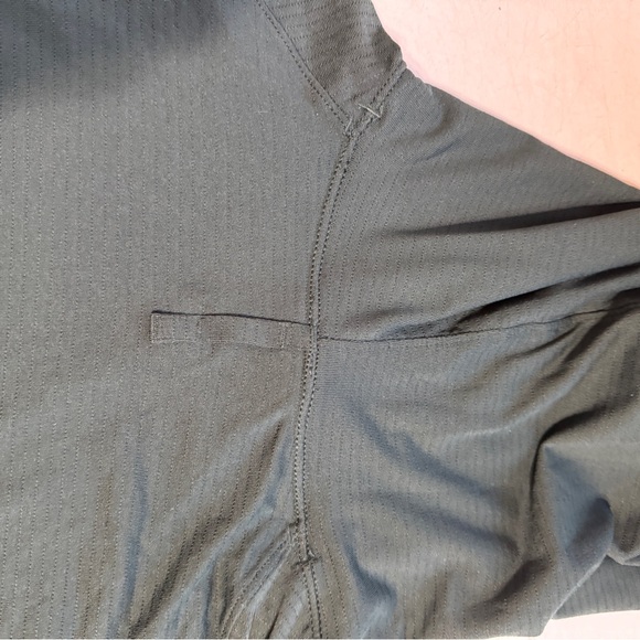 Lululemon Athletica Men’s Olive Long Sleeve Top-Medium - Picture 6 of 7